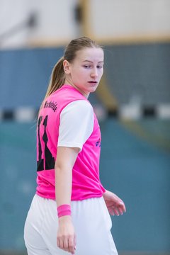Bild 62 - F Loewinnen Hallen Cup